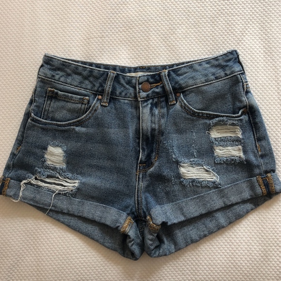 Bullhead Denim Co. High-Rise Short - Picture 1 of 4